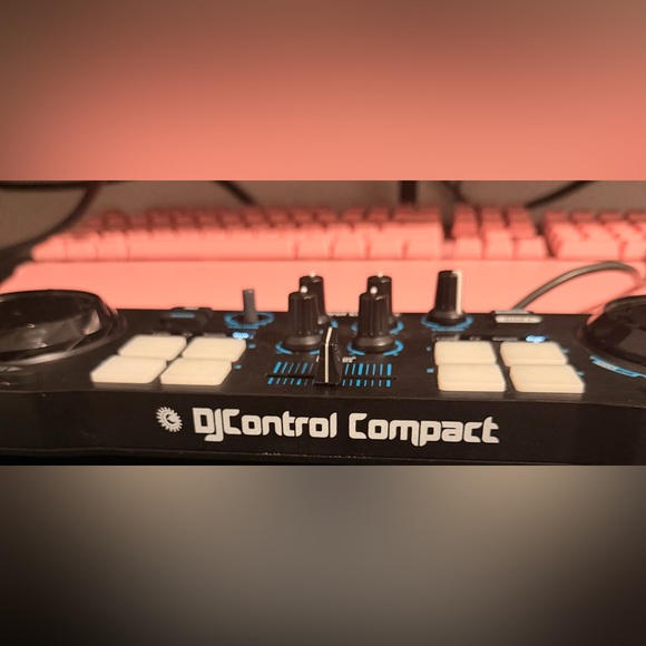 DJ Control Compact Board - Picture 3 of 4